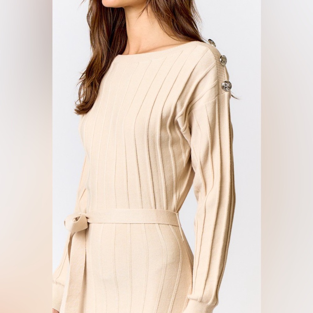 LALAVON. Ribbed Shoulder Button Detail Sweater Maxi Dress in Cream